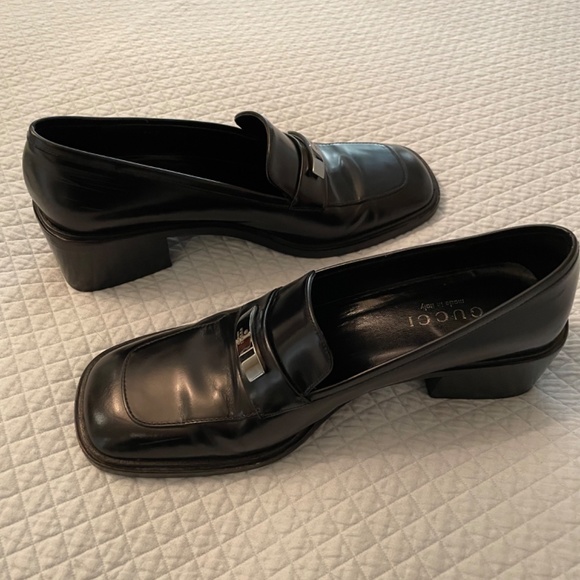 GUCCI Authentic Vintage Loafers - Picture 5 of 7